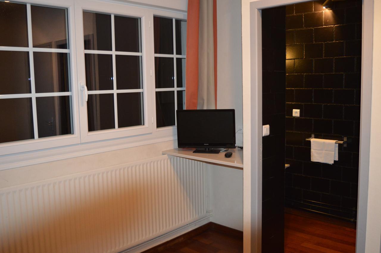 La Maison D'Hoursentut Hotell Campan Exteriör bild